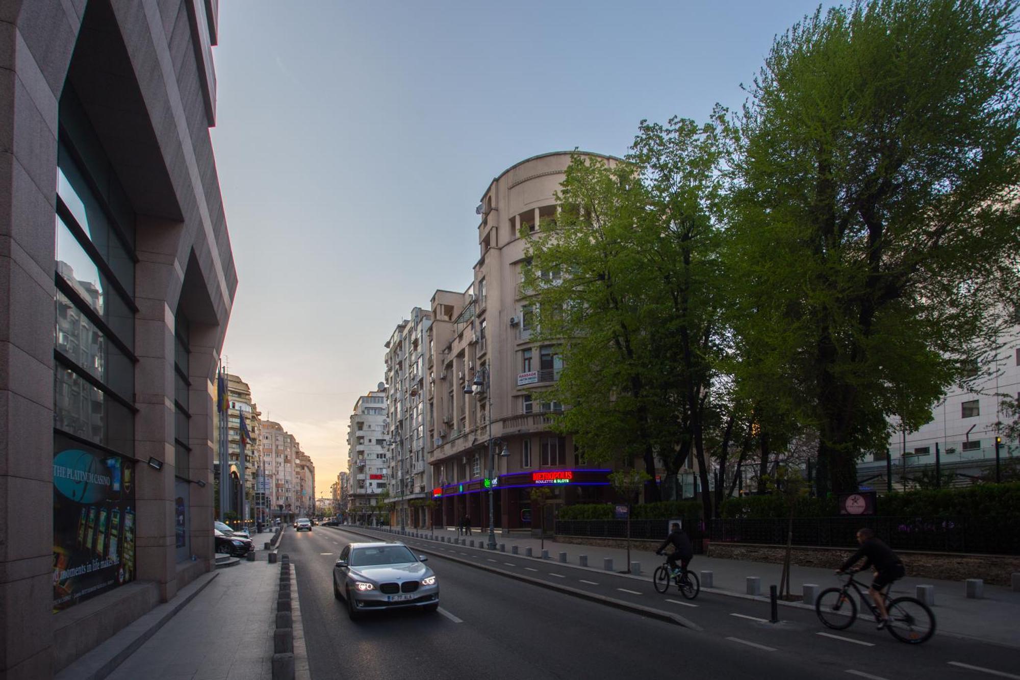 Royal Atheneum 2 By Citylife Suites Bucharest Exterior photo